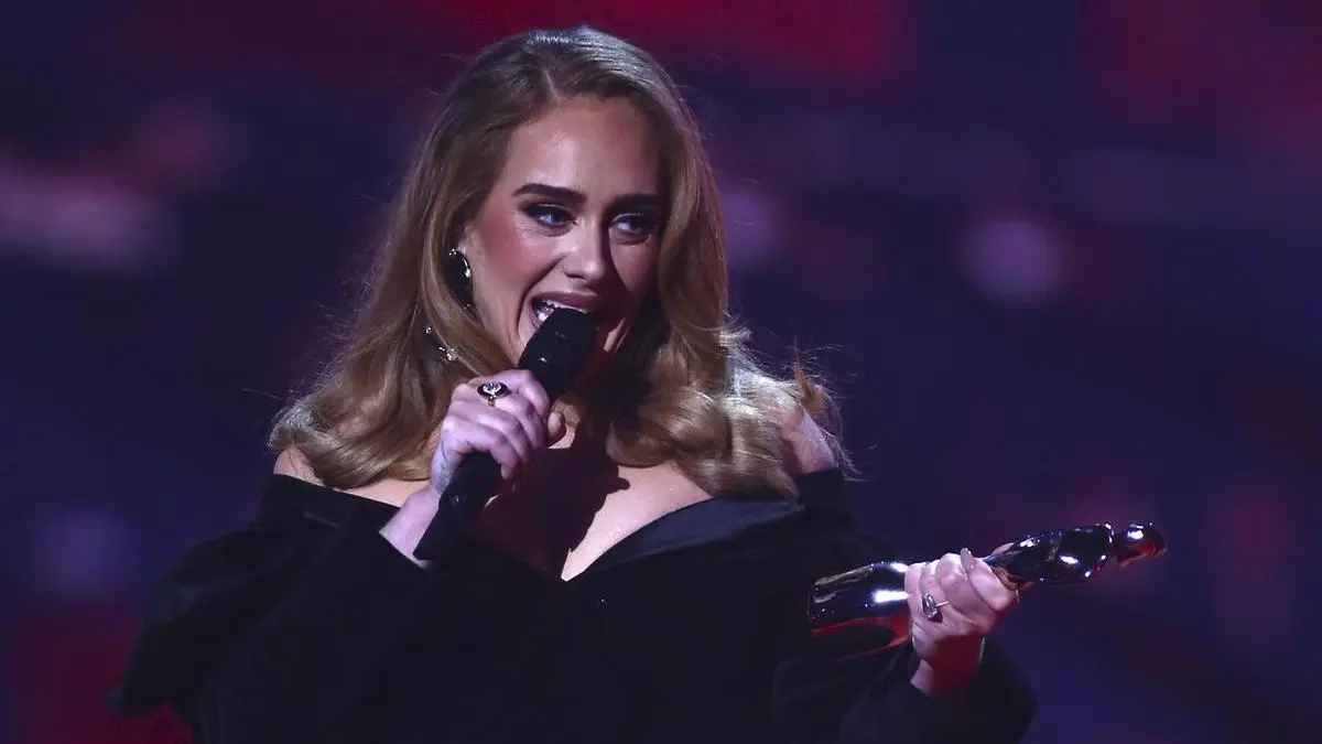 Adele slammed for telling gender-neutral award show she loves ‘being a woman’