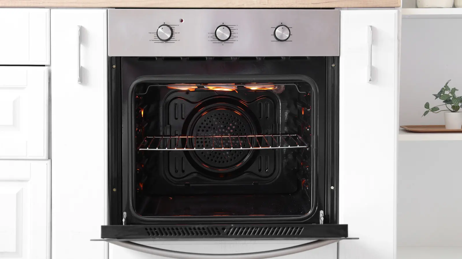 Are Smart Ovens Replacing Air Fryers As The New 'Hot' Kitchen Gadget?