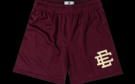 Minimalist EE Shorts for a Clean & Modern Look