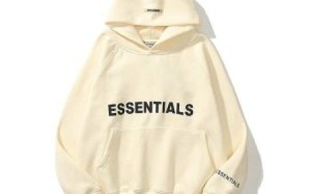 Elevate Your Daily Outfit with an Essentials Hoodie