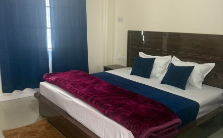 Chardham Yatra: How to Book Hotels in Advance for Peak Season?