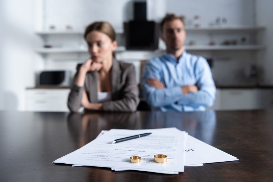 The Ways in Which Divorce Lawyers Can Help You Handle Real Estate Conflicts