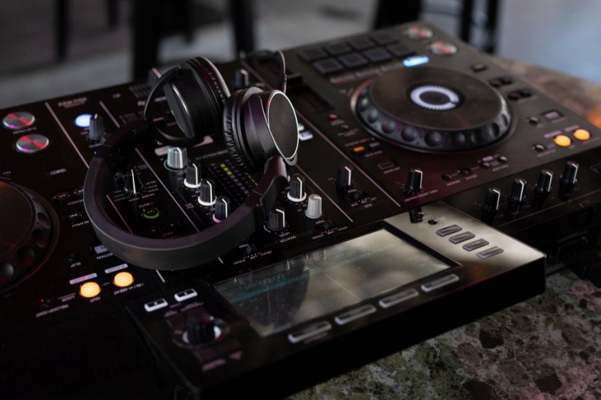 Power Up Your Performance with Our DJ Amplifiers