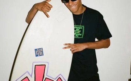 "Step Into Comfort: How Adwysd is Redefining Everyday Wear"