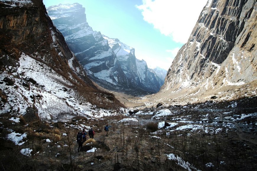 The Best Time to Walk Around the Himalayas: My Journey on the Annapurna Circuit Trek