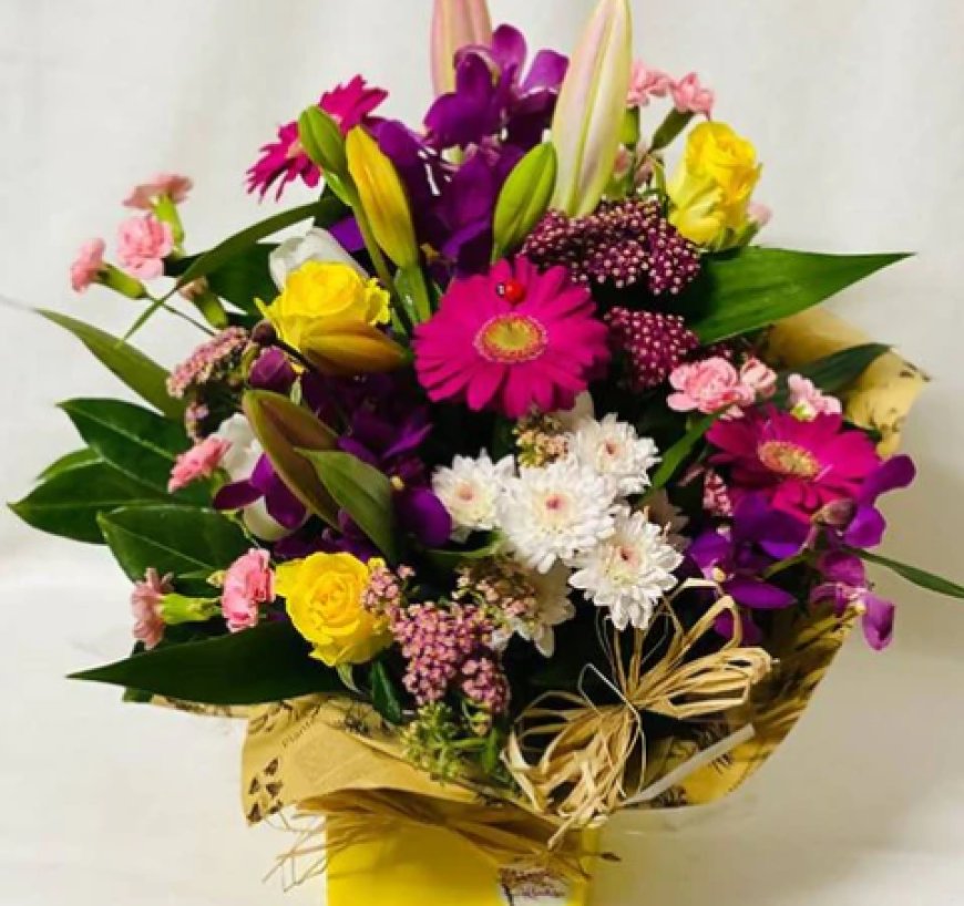 Melbourne’s Floral Charm: Sending the Perfect Blooms from City to Suburb