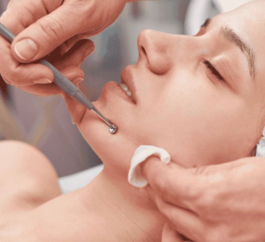 Deep Cleansing Facial in London: Discover Radiant Skin at Zoya’s Beauty Salon